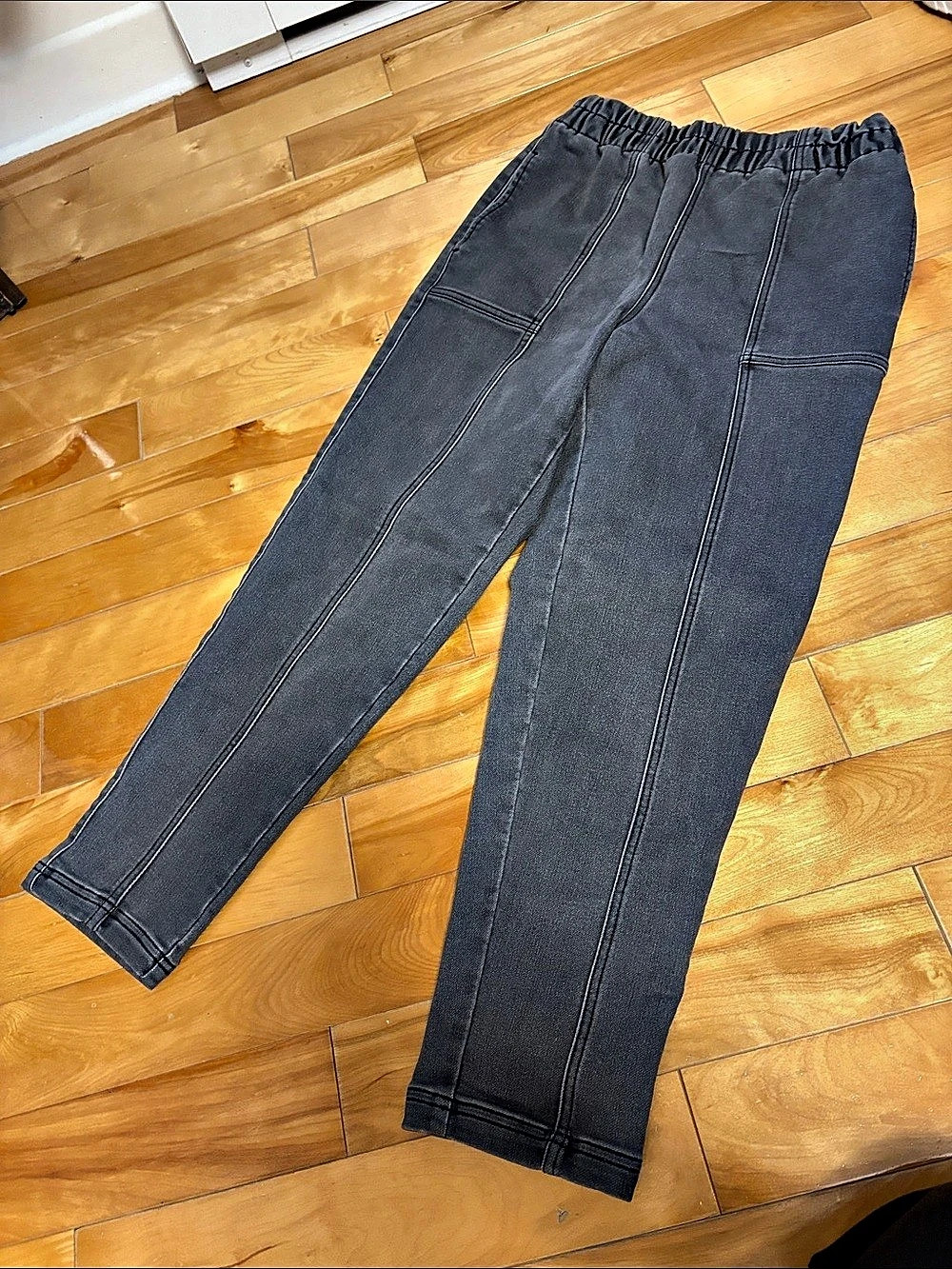 Women black jeans TWIK